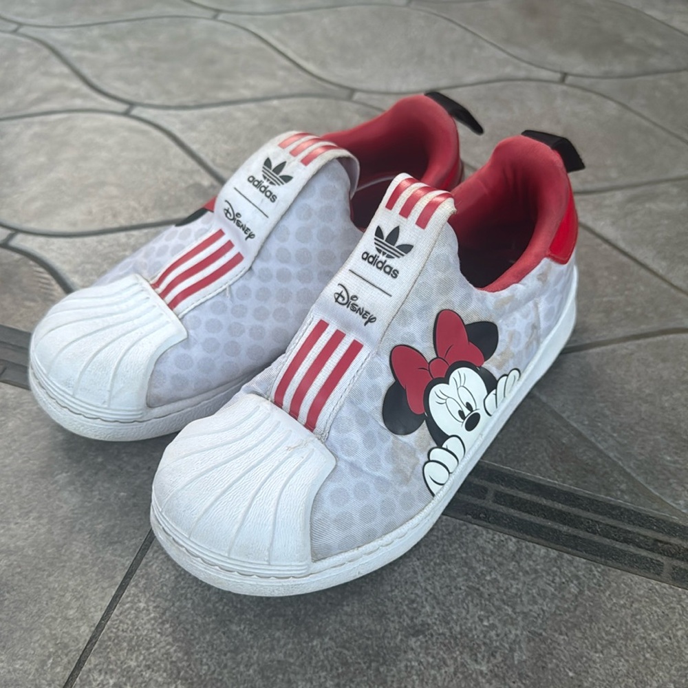 Girls Adidas Minnie Mouse shoes